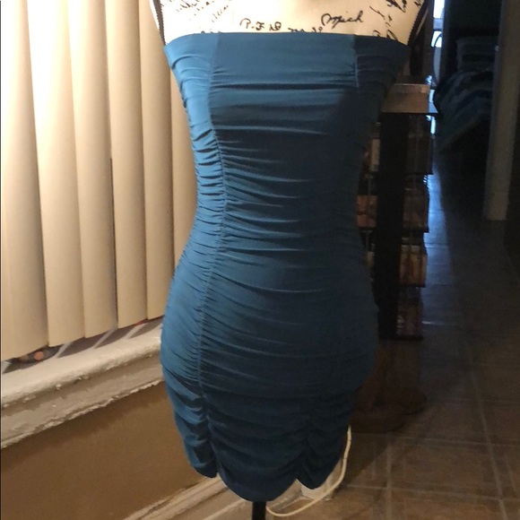 Turquoise strapless dress - Picture 4 of 5